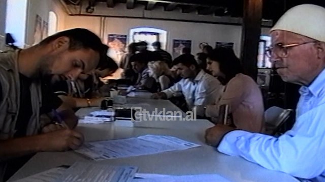 Kosova dhe regjistrimi i banorëve (30 Maj 2000)