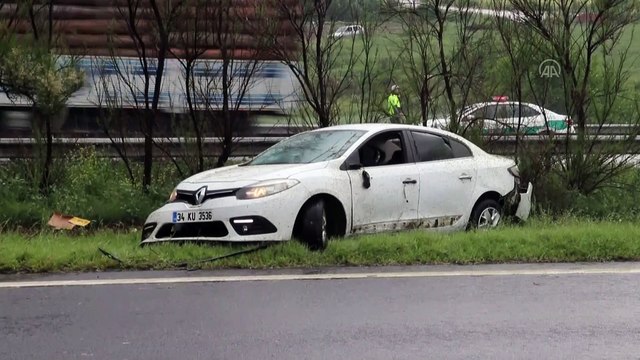 Takla atan araçtan emniyet kemeri sayesinde yara almadan kurtuldu - BOLU