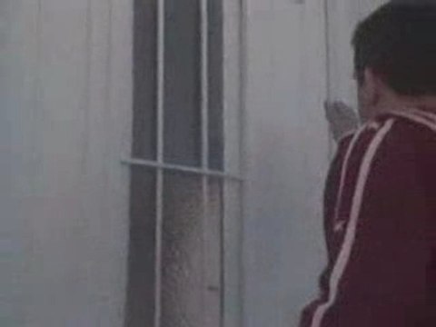 Les nuls chier chez le voisins