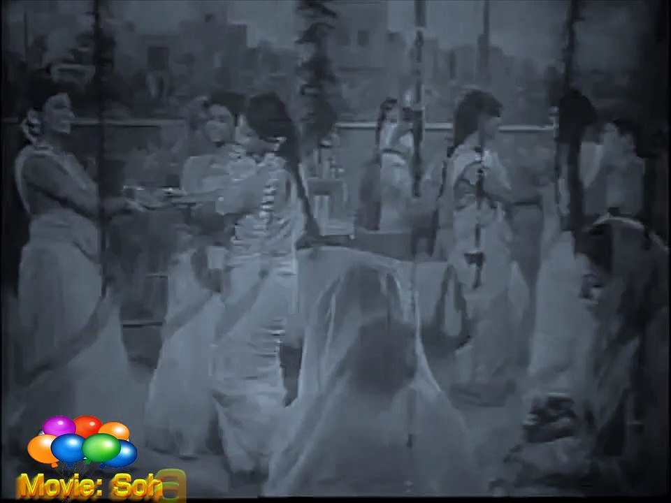 Sohag-Zar Gaye Holud Paye Alta Hate Mehedi