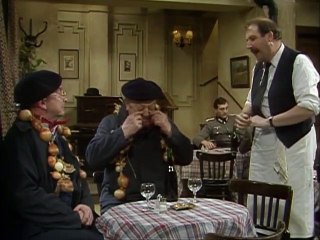 Allo Allo Seasson 1 Ep 2 - Pigeon Post - 1984