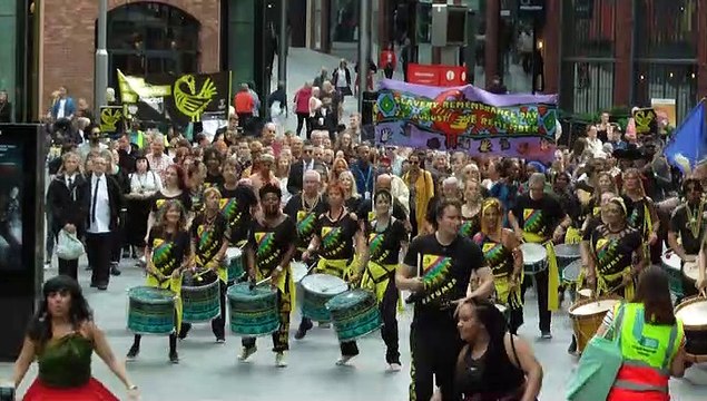 statue of Christopher Columbus