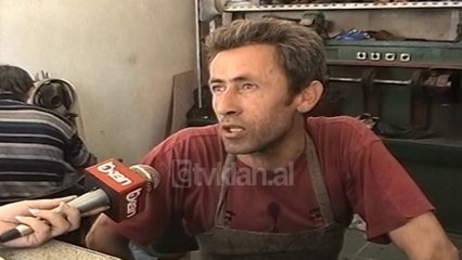 Këpucarët zanatcinj në Tiranë - (3 Qershor 2000)