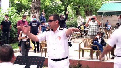 Edirne bandosundan, "9/8'lik Trakya havalarıyla" moral konseri