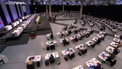 El Parlamento suizo vota a favor del matrimonio homosexual