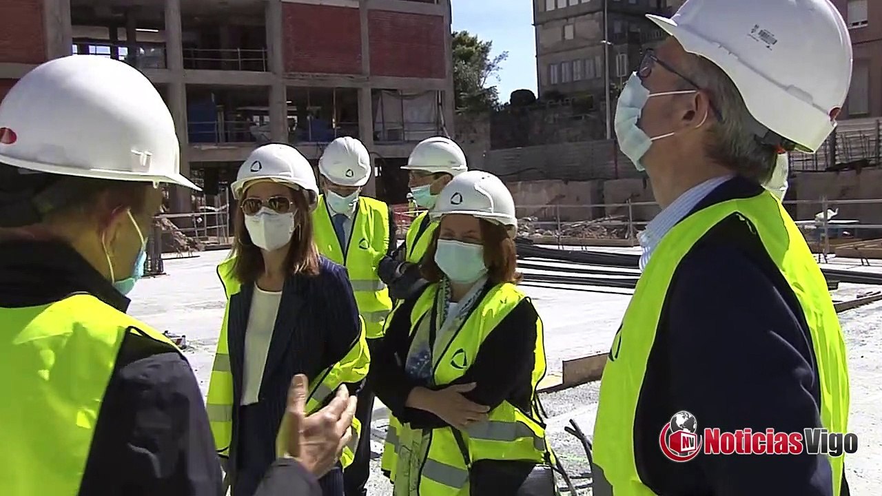 Rueda reúnese co arquitecto da Cidade da Xustiza de Vigo para avaliar as consecuencias da crise