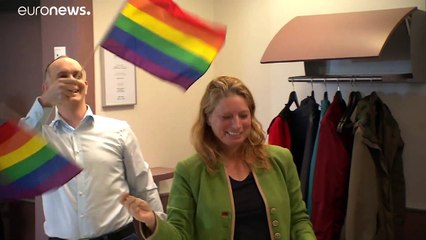 مشروع قرار في البرلمان السويسري لـ "زواج المثليين"