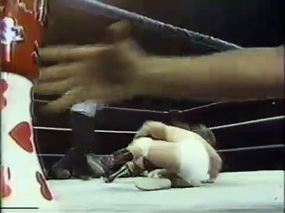 Adrian Adonis squash match WWF 1985