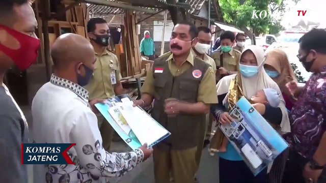 Masker Kumis Walikota Solo Bikin Gagal Fokus