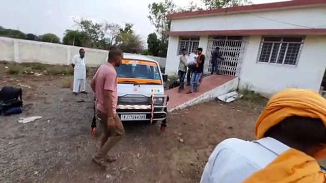गरोठ में कहर बनकर आई आंधी, भारी बारिश बनी मुसीबत