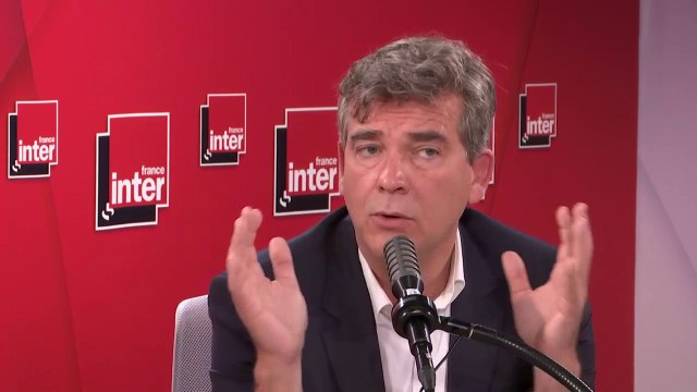 Arnaud Montebourg : On ne sait plus ce qu'est la gauche. La gauche a fait une politique de droite, j'en sais quelque chose, j'ai quitté le gouvernement sur des désaccords extrêmement profonds. Et la gauche a enfanté Emmanuel Macron.