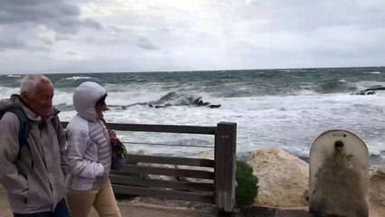 Le vend d’Est se déchaîne à Sausset les Pins