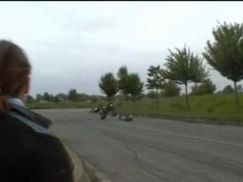 Video 660 Raptor Stunt Crash - 660, raptor, stunt, crash - D