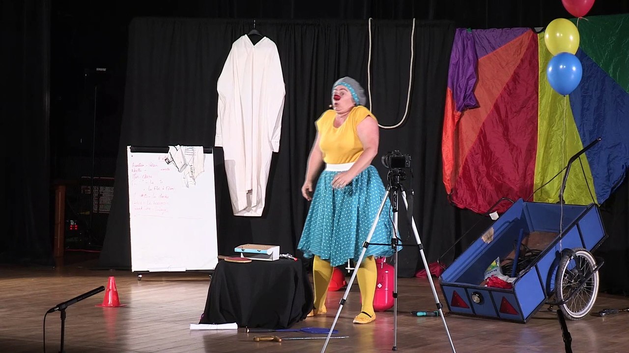Clown : La force du groupe !