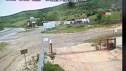 Benzinliğe girerken yoldan çıkarak böyle takla attı