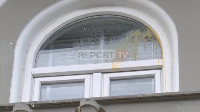 'Të rishikohet testi i Gjuhë Letërsisë'! Maturantët protestë, vezë drejt Ministrisë së Arsimit