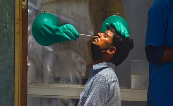 Covid-19: Supreme Court slams AAP government