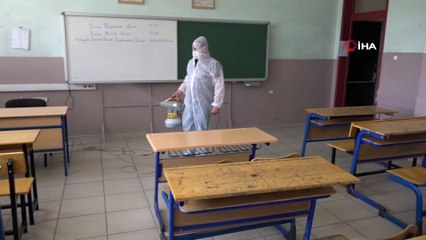 Sınav merkezleri dezenfekte ediliyor