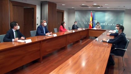 Cs se hace la foto en Moncloa un año después y antes de que Sánchez se reúna con los separatistas
