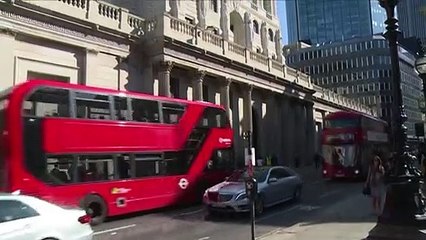 PIB do Reino Unido cai 20,4% em abril