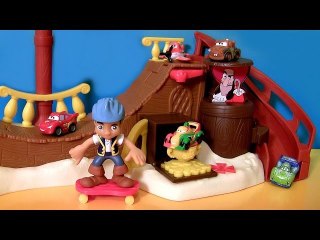 Скачать видео: Disney Jake's Never Land Skate Park from Jake and the Neverland Pirates Pixar Cars Micro Drifters