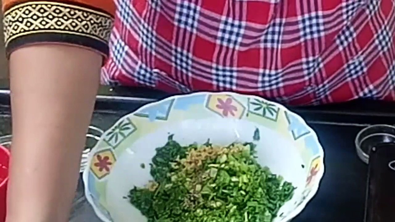 पालक वडी रेसिपी। healthy and tasty Palak vadi.