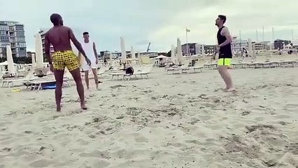 Fenerbahçe ve Galatasaray'ın gündemindeki Mert Müldür'den paylaşım!