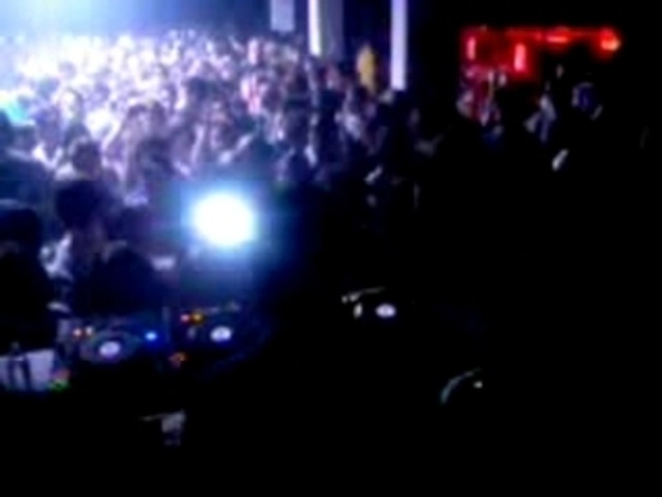 Mr Oizo on da mix Ed Banger Label night @Silo, leuven 16/2