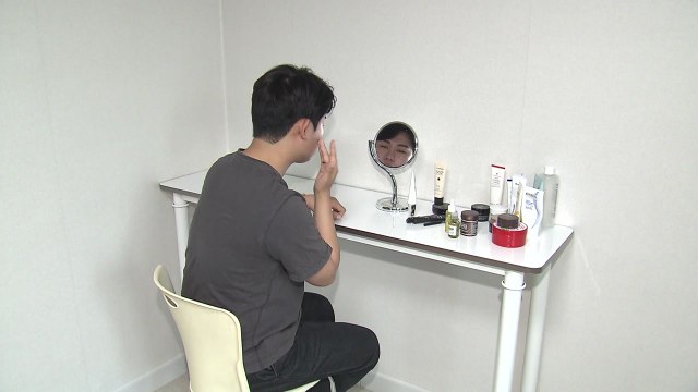 그루밍족 잡아라 이른 무더위에 남성 미용 제품 '불티' / YTN