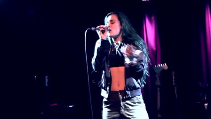 Christee Palace  "Harden My Heart"  (Live)