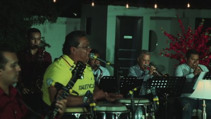 Los Internacionales Váskez De Rolando "El Tiburón" - Cumbia Del Mercado (#Quédate En Casa)