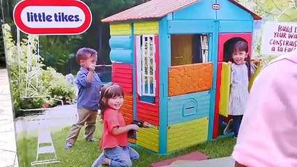 Roma plays with a Doll and builds a playhouse!