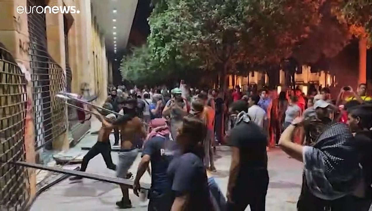 Wirtschaftskrise im Libanon: Ausschreitungen in Beirut