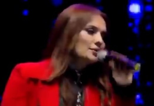 Demet Akalın o türküyü okudu sosyal medya yıkıldı... Mihr-İban