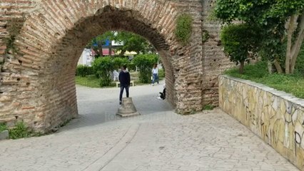 Top News - Disa në institucione/ Rekord infektimesh, 48 raste