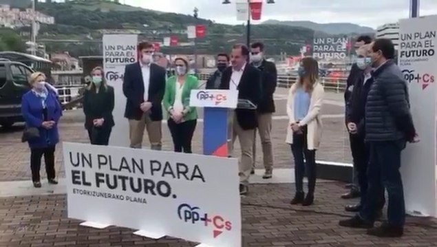 Iturgaiz presenta a PP+Cs como dique de contención al nacionalismo