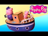 Peppa Pig Pool Party in Grandpa Pig Bathtime Boat Muddy Puddles - Barco del Abuelo Pig Nickelodeon