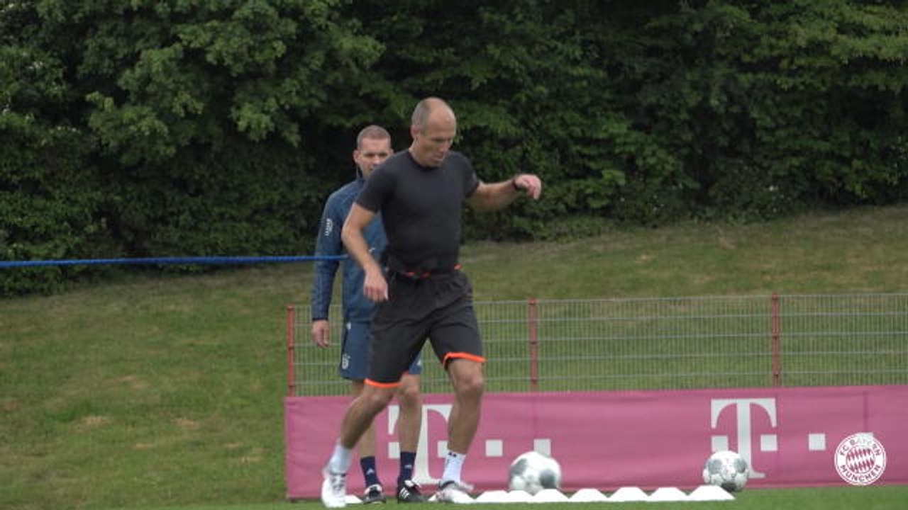 Bayern - Arjen Robben invité surprise de l'entraînement