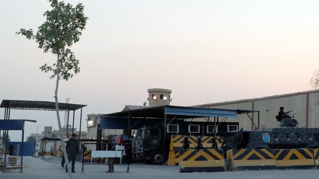 مصر.. وفاة أربعة من المعتقلين المشتبه في إصابتهم بكورونا