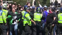 Βρετανία: Ακροδεξιοί συγκρούστηκαν με διαδηλωτές κατά του ρατσισμού