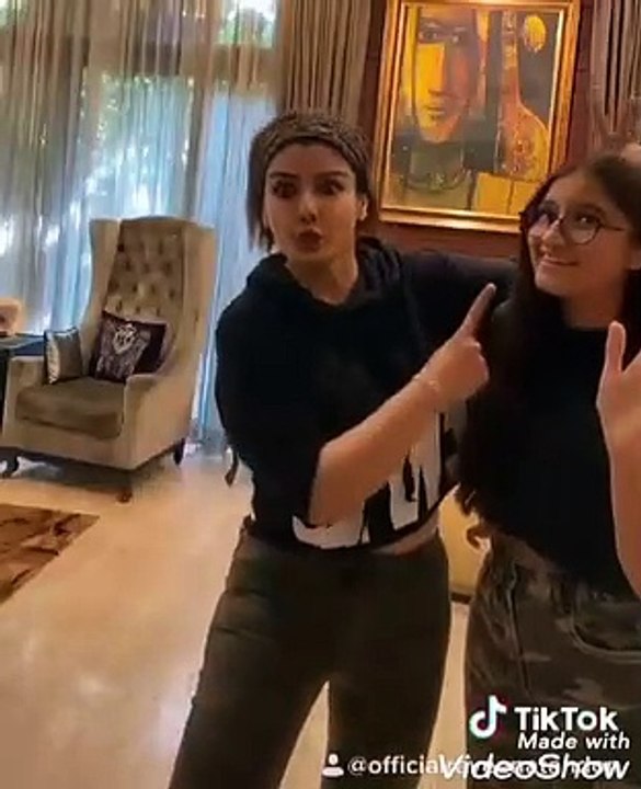 Raveena tondon making tiktoks with her beautiful daughter