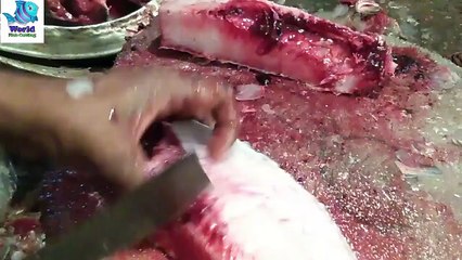 Admirable Live Fish Cutting Videos in Fish Market