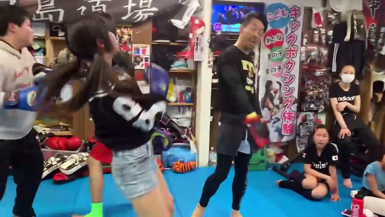女子 中学生 エクサキック 【中島道場】 ルーティン キックボクシング