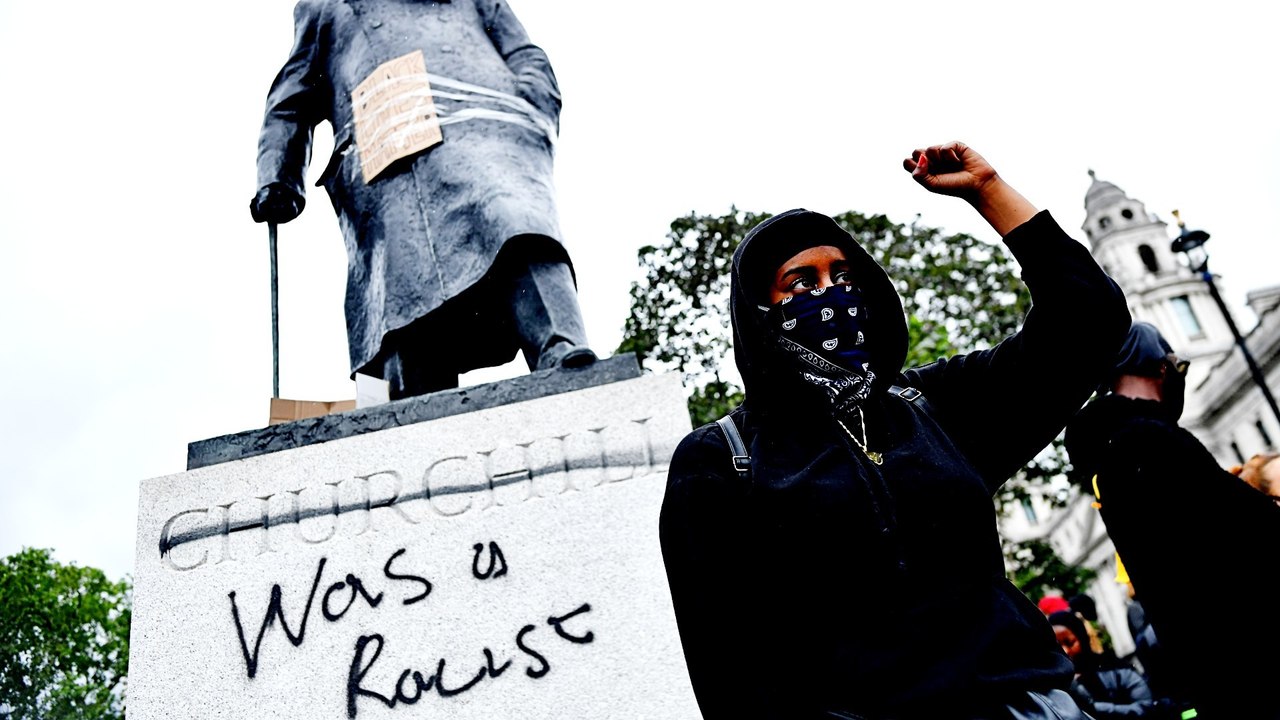 Boris Johnson criticises attacks on monuments