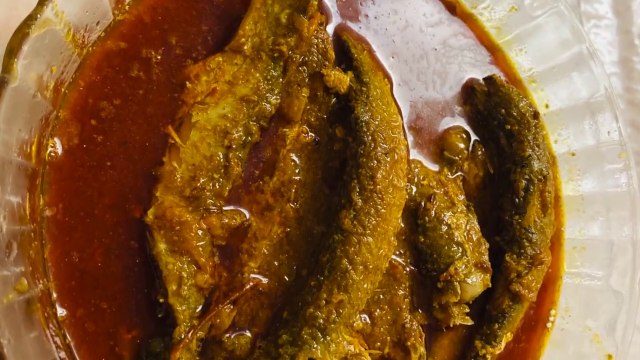 Fish Curry | Bata macher jhol recipe | বাটা মাছের ঝাল | FISH CURRY RECIPE | Kitchen with a Knife