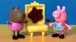 Peppa Pig Painting Together Danny Dog Peek 'n Surprise Nickelodeon Play Doh Dolls Easel review