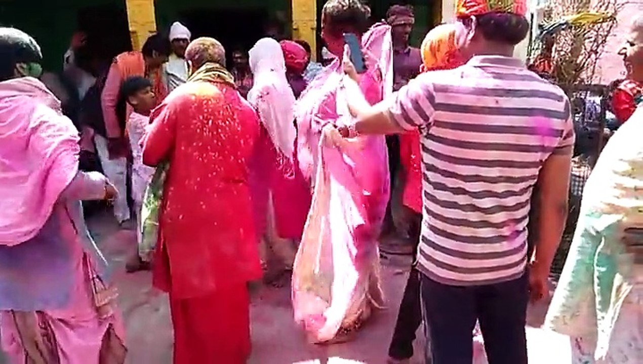 jabardust holi dance