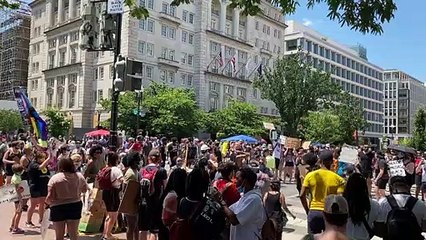 Trump intenta calmar las aguas con el Pentágono, mientras siguen las protestas en EEUU