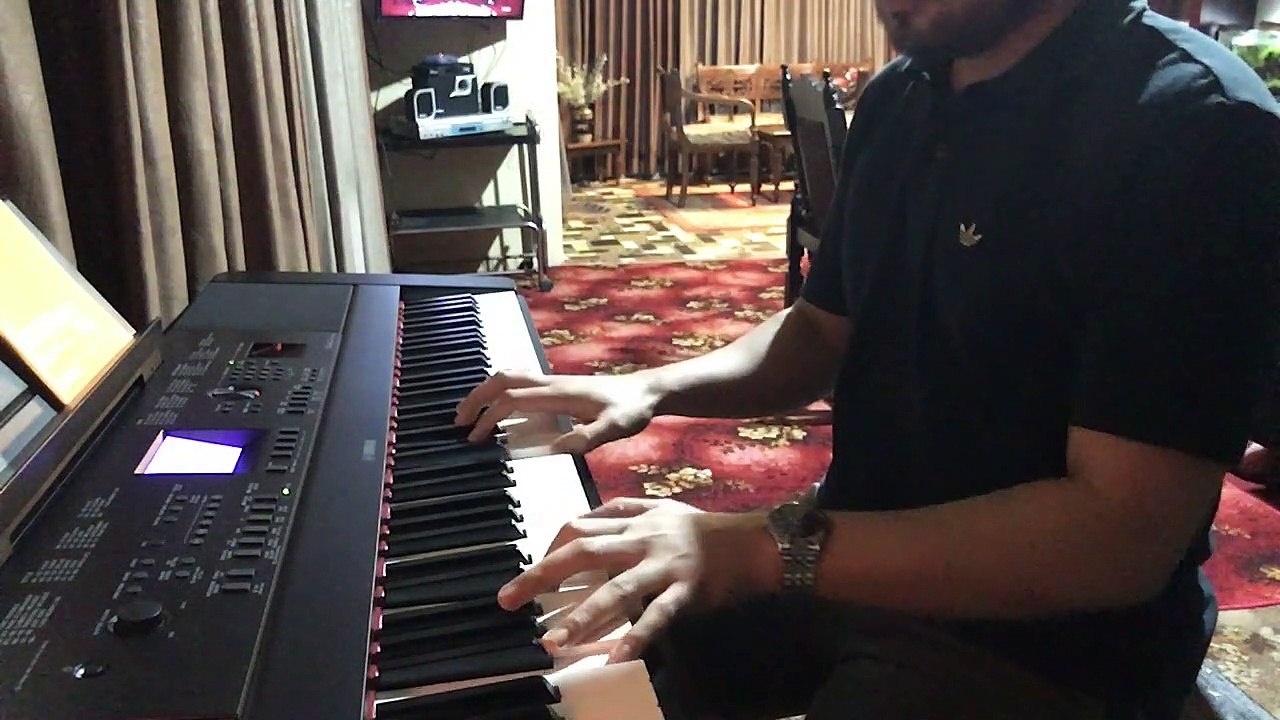 NUVOLE BIANCHE | LUDOVICO EINAUDI PIANO COVER | YAMAHA PORTABLE GRAND DGX-660