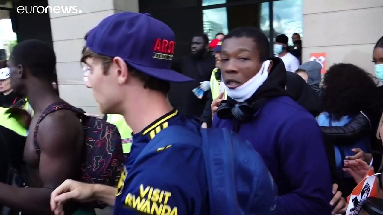 'Black Lives Matter'-Demos in ganz Europa